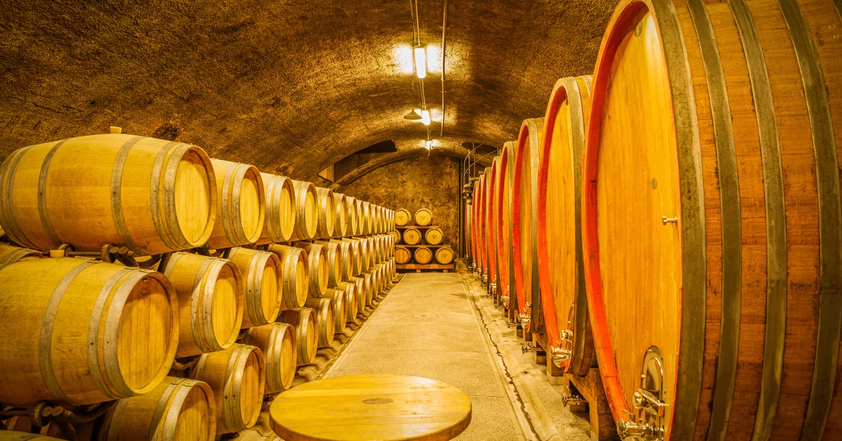 What To Consider When Choosing a Wine Storage Facility